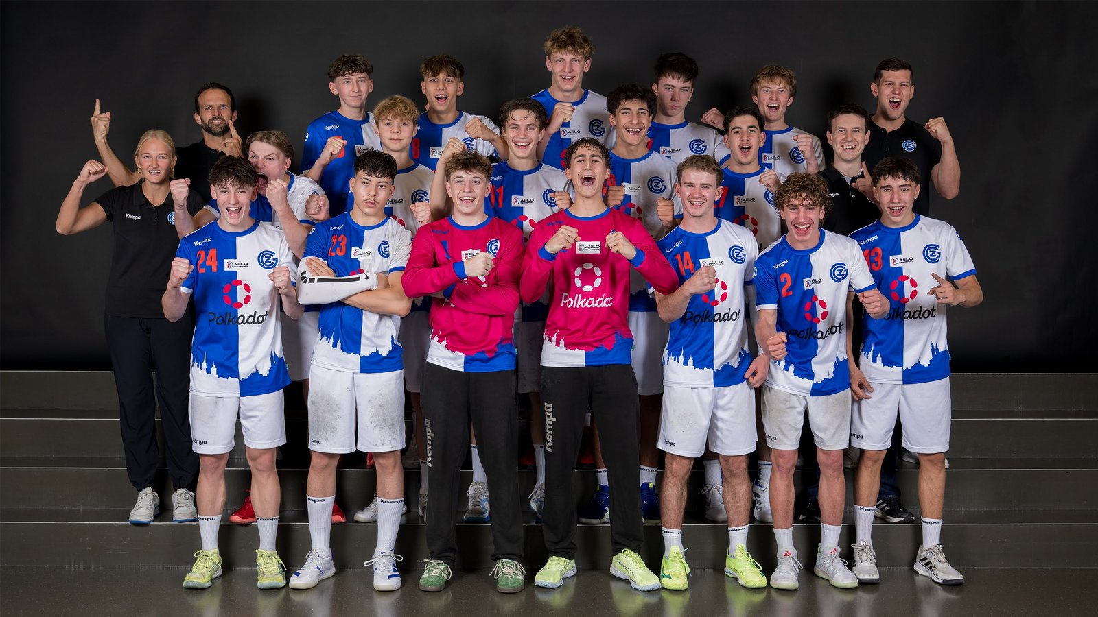 MU17E – ein wildes, herzliches und ziemlich abenteuerliches Team