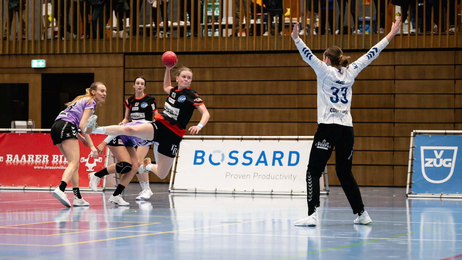 SPL: Doppelspiel in der Saalsporthalle