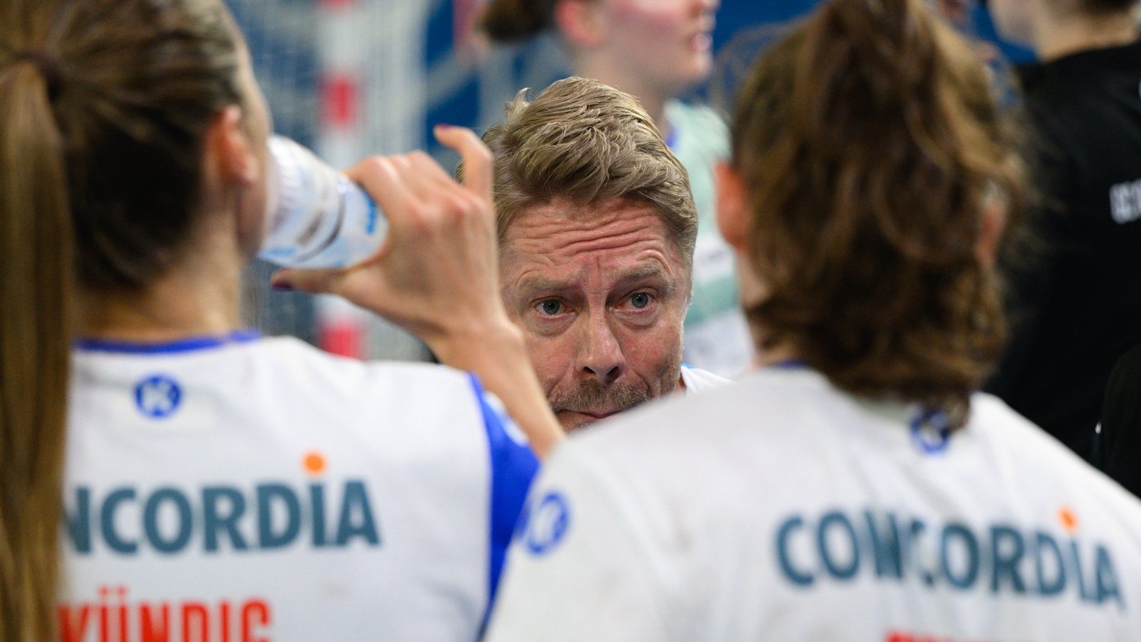 SPL: Spitzenspiel in der Saalsporthalle 